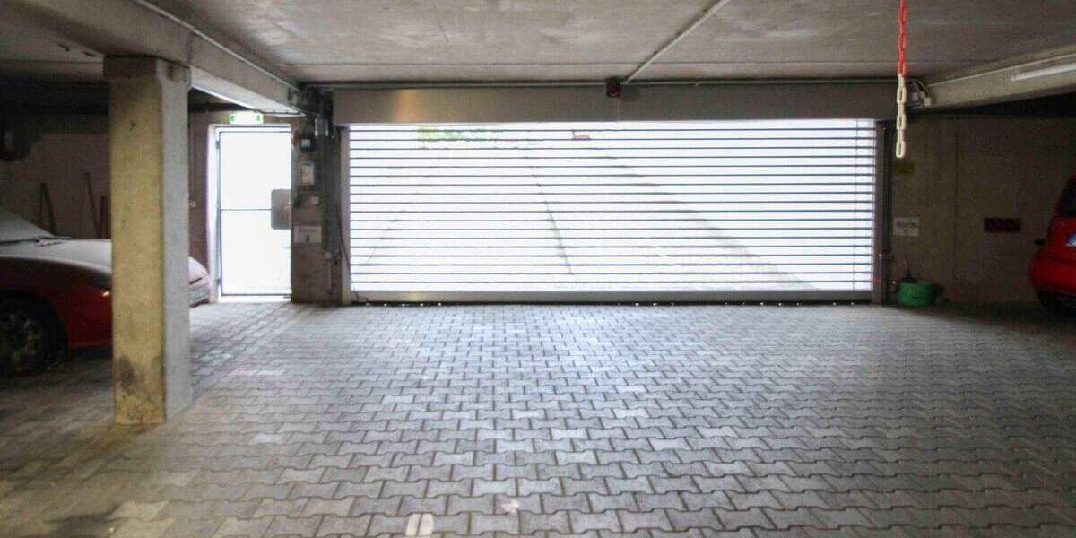 Großzügige 4-Zimmer-Wohnung mit Loggia & Tiefgarage - keine Erbpacht, top Lage! 4 zimmer