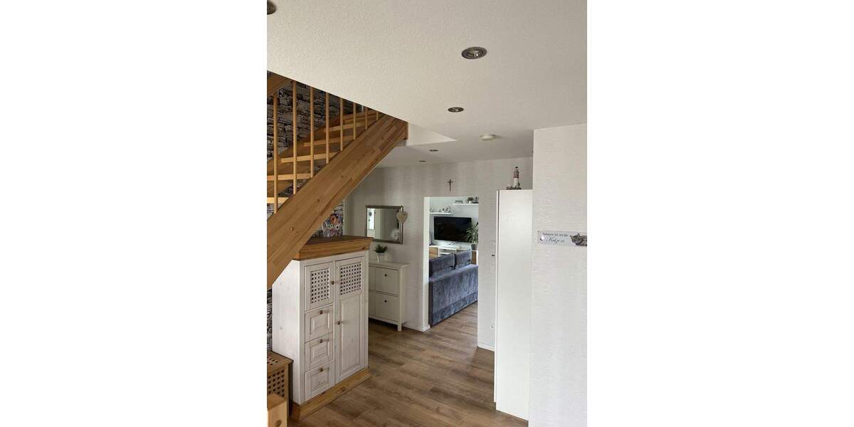 Modernes, freistehendes Einfamilienhaus in naturnaher Lage von Bürstadt - ideal für Familien 5 zimmer