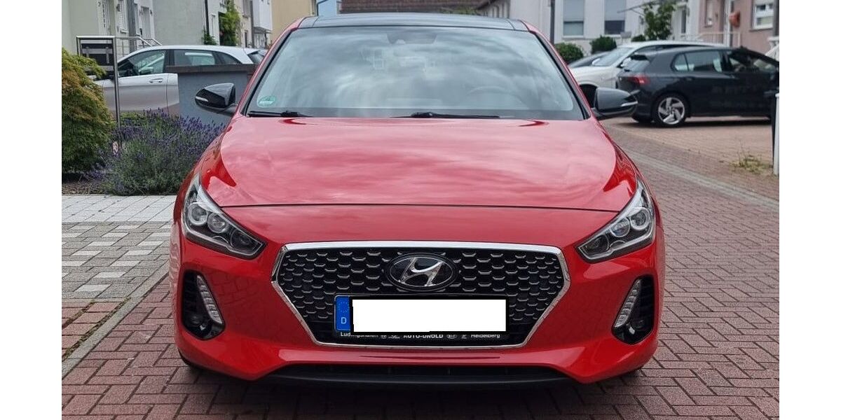Hyundai i30 103.000 km 10.200 &euro; Ludwigshafen 67067