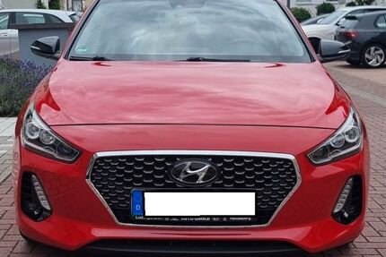Hyundai i30 103.000 km 9.800 &euro; Ludwigshafen 67067