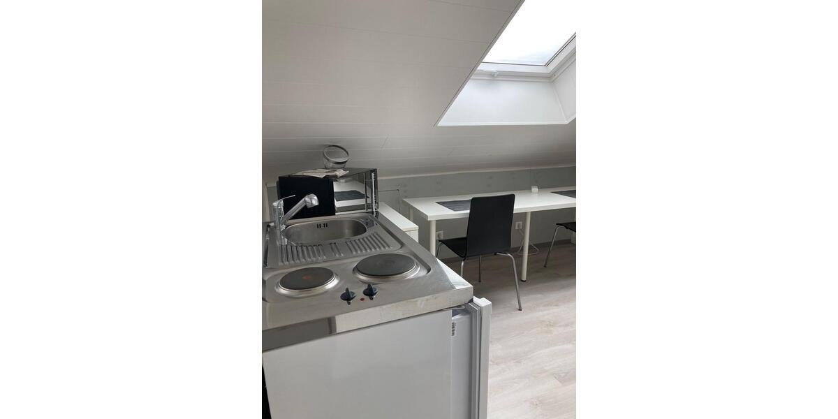 Dachgeschoßwohnung Heddesheim - 1 Zimmer, 27 m&sup2;, 550&euro; | Angebot:24688193