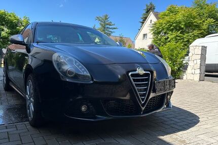 Alfa Romeo Giulietta 182.000 km 6.000 &euro; Mannheim 68169