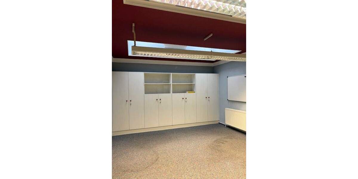 Gewerbeobjekt Bad Dürkheim - 4 Zimmer, 90 m&sup2;, 1.170&euro; | Angebot:25671082