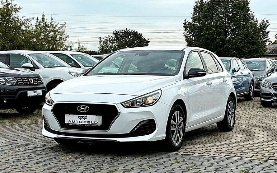 i30