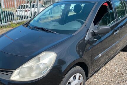 Renault Clio 208.300 km 1.490 € Hemsbach 69502