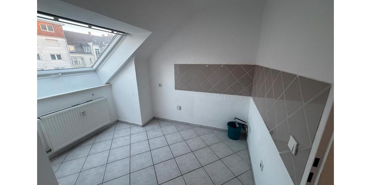 Dachgeschoßwohnung Mannheim Rheinau - 2 Zimmer, 41 m&sup2;, 899&euro; | Angebot:27584720