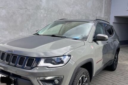 Jeep Compass 98.500 km 21.800 € Mannheim 68199