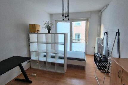 WG-Zimmer auf Zeit zu vermieten im Mannheimer Zentrum zimmer