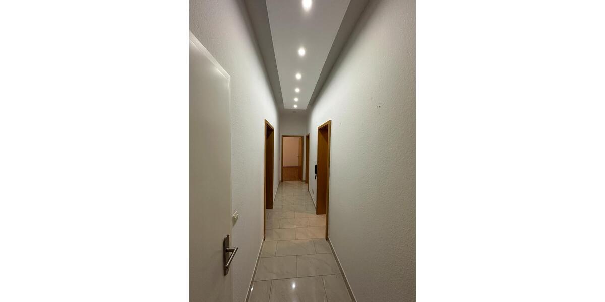 Etagenwohnung Ludwigshafen am Rhein Ludwigshafen-Hemshof - 3 Zimmer, 85 m&sup2;, 1.350&euro; | Angebot:25931542