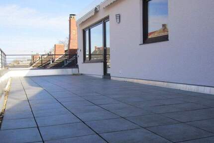 Halbergstraße: Tolle Wohnung mit XXL-Terrasse im Erbbau 3 zimmer
