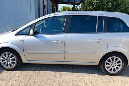 Opel Zafira 82.657 km 5.200 &euro; Altrip 67122