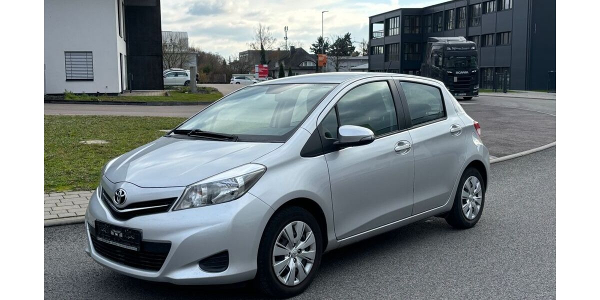 Toyota Yaris 66.000 km 7.500 &euro; Plankstadt 68723