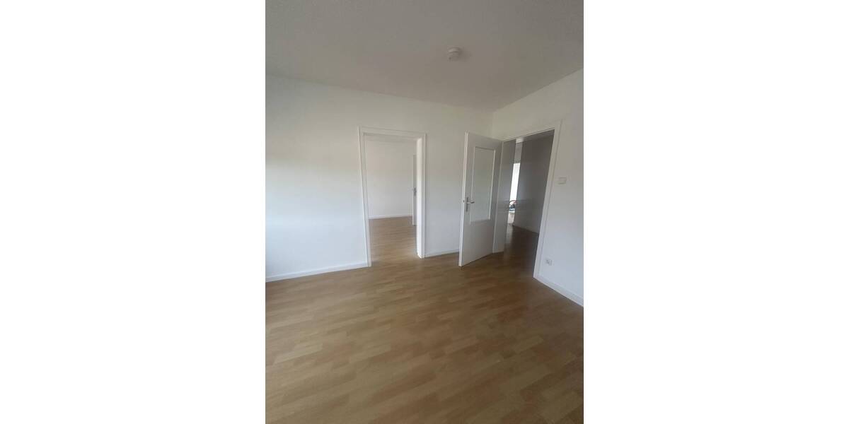 Etagenwohnung Mannheim Neckarstadt - 3 Zimmer, 84 m&sup2;, 1.390&euro; | Angebot:26348114