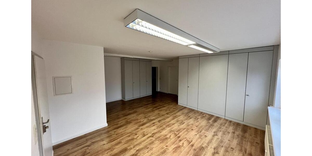 Schöne, helle Gewerbeeinheit in Schwetzingen zimmer