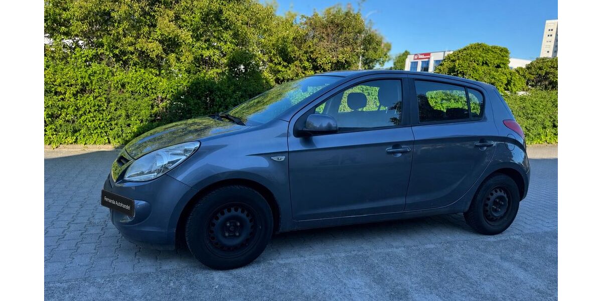 Hyundai i20 220.000 km 1.450 &euro; Weinheim 69469