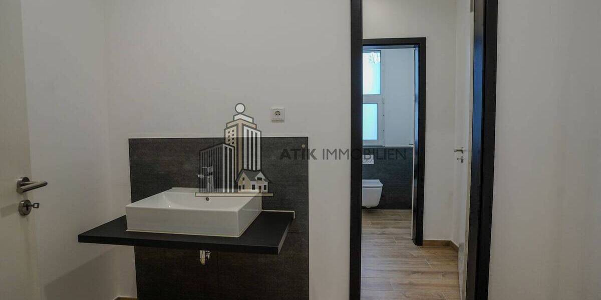 ATIK: Provisionsfrei - Erstbezug nach Sanierung - Repräsentative und Bürofläche mit EBK - Gewerbeobjekt Mannheim / Rheinau Rheinau | Angebot:26267124