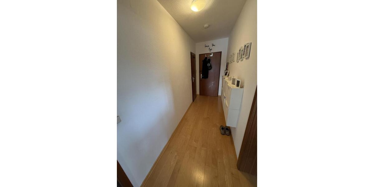 Etagenwohnung Sandhausen - 2 Zimmer, 76 m&sup2;, 750&euro; | Angebot:26579325