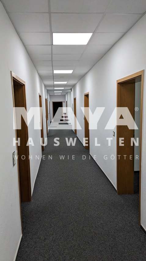 Büro in Mannheim Vogelstang 2.400 € 300 m²