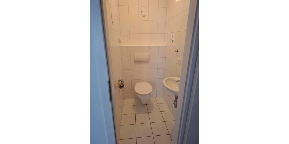 Etagenwohnung Mannheim Almenhof - 4 Zimmer, 105 m&sup2;, 1.490&euro; | Angebot:25365002