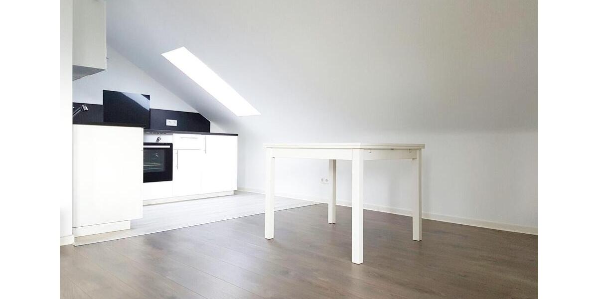 Wunderschöne 1 Zimmer-Wohnung mit Balkon in St.Leon-Rot 1 zimmer