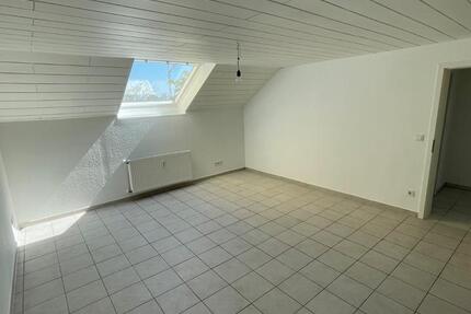 Wohnung Hockenheim - 3 Zimmer, 77 m&sup2;, 895&euro; | Angebot:27608013