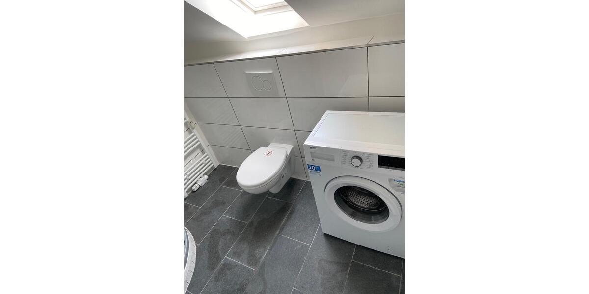 Dachgeschoßwohnung Mannheim Niederfeld - 1 Zimmer, 14 m&sup2;, 260&euro; | Angebot:26634510