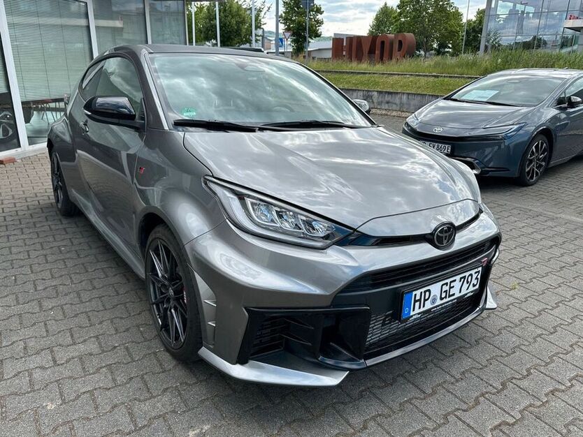Yaris