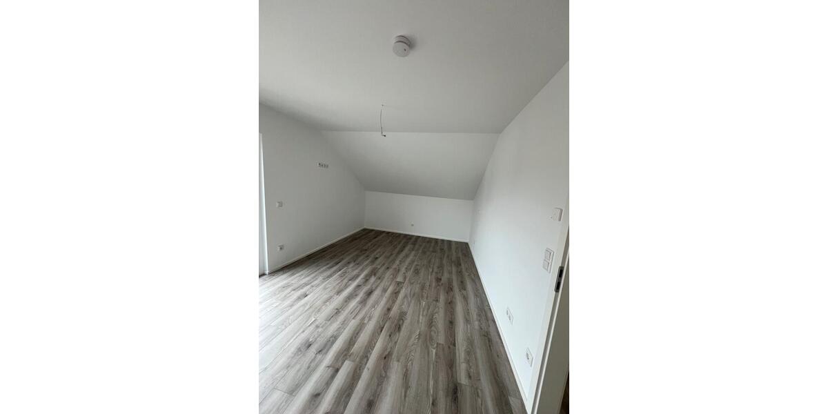 Doppelhaushälfte Dielheim - 4 Zimmer, 130 m&sup2;, 2.100&euro; | Angebot:25831362