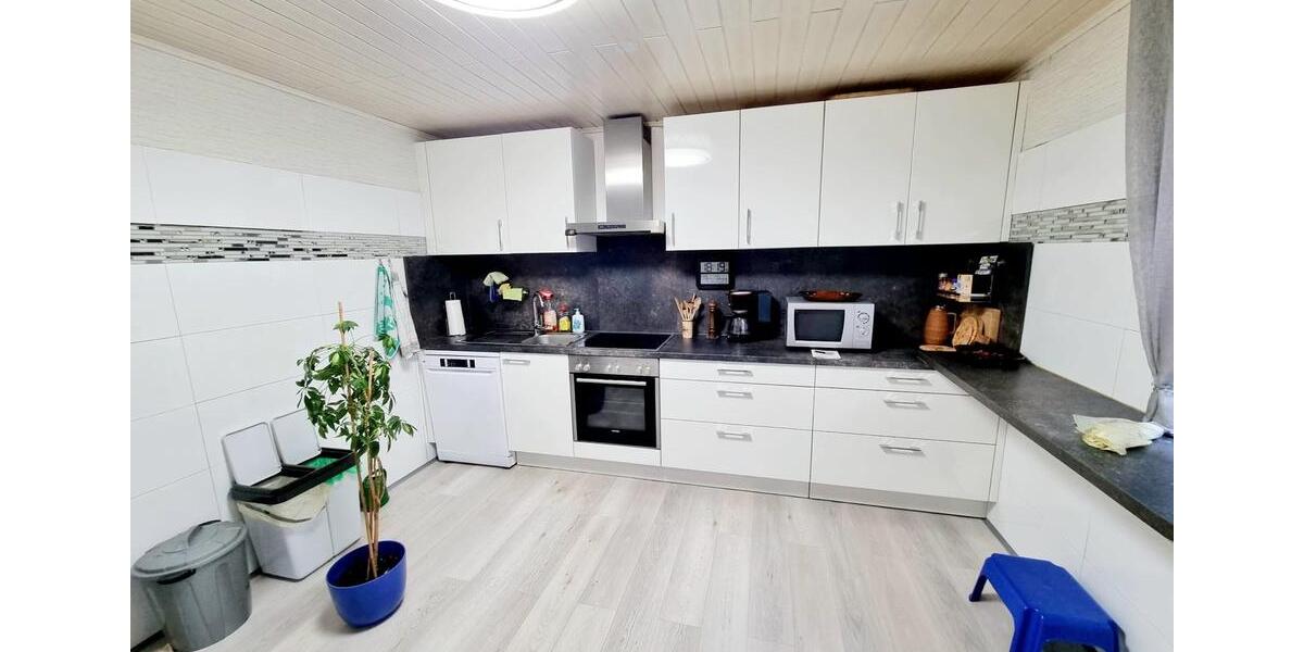 Etagenwohnung Lautertal (Odenwald) - 5 Zimmer, 153 m&sup2;, 1.300&euro; | Angebot:25239291