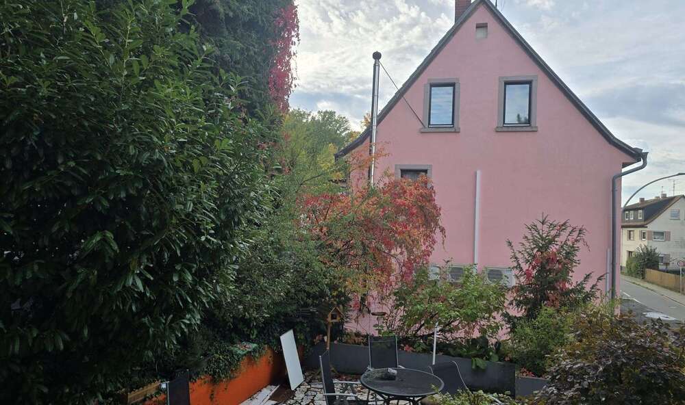 Einfamilienhaus Hemsbach - 7 Zimmer, 180 m&sup2;, 560.000&euro; | Angebot:23388980