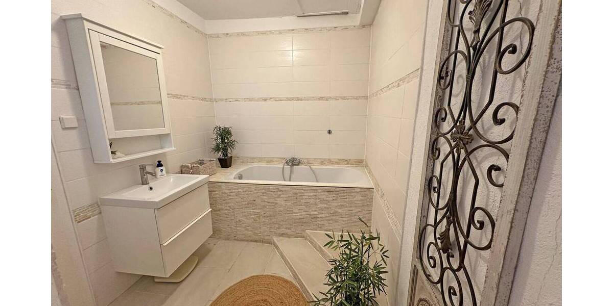 Stilvolles Einfamilienhaus mit Terrassen-Oase 4 zimmer