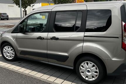 Ford Tourneo Connect 87.667 km 10.900 &euro; Bad Dürkheim 67098