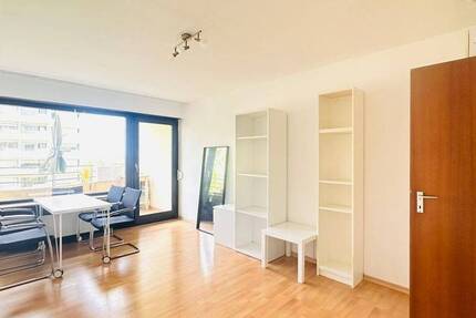 Möbliertes 1-Zimmer-Apartment mit Balkon in guter Lage von Heidelberg