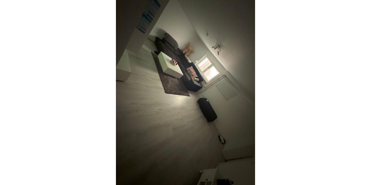 Etagenwohnung Ludwigshafen am Rhein Ludwigshafen-Oggersheim - 2 Zimmer, 85 m&sup2;, 930&euro; | Angebot:26284160