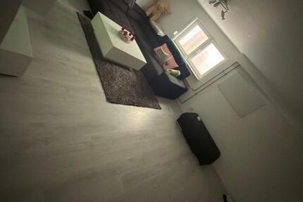 Wohnung Ludwigshafen am Rhein Ludwigshafen-Oggersheim - 2 Zimmer, 85 m&sup2;, 930&euro; | Angebot:26284160