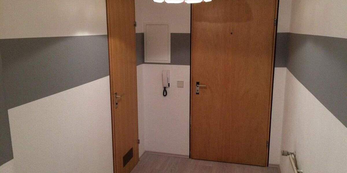 Blick & Lage!! helle - unvermietete 3,5 Zimmerwohnung ca. 88 qm mit Südbalkon 3 zimmer