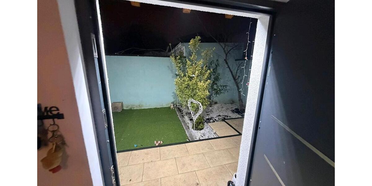 LU Friesenheim Mini-Haus 1 ZKB 28 qm mit Garten 1 zimmer