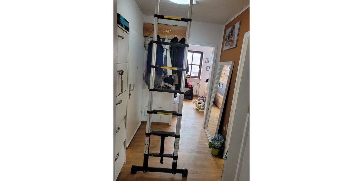 2 ZKB Dachgeschosswohnung in Ortskernlage mit Blick auf die Weinberge 2 zimmer