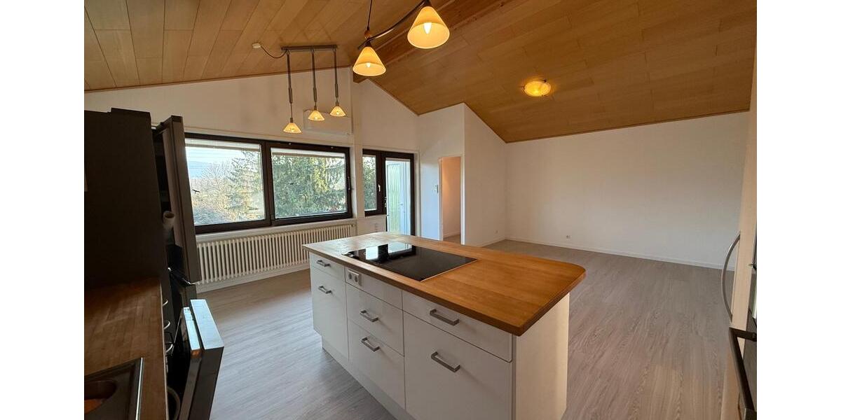 Dachgeschoßwohnung Leimen - 3 Zimmer, 92 m&sup2;, 1.200&euro; | Angebot:24615000