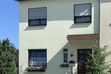 Haus Ludwigshafen am Rhein Oggersheim - 6 Zimmer, 182 m&sup2;, 385.000&euro; | Angebot:24847327