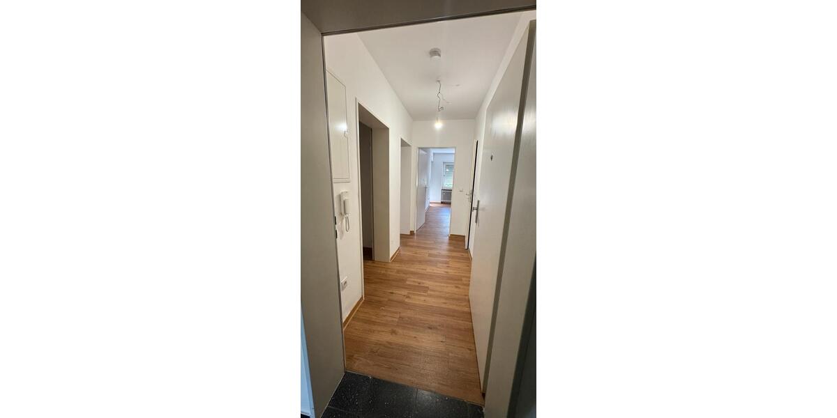 Etagenwohnung Ludwigshafen am Rhein Ludwigshafen-Oggersheim - 2 Zimmer, 52 m&sup2;, 650&euro; | Angebot:26550699