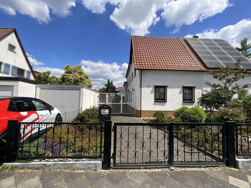 Haus zum Kaufen in Ludwigshafen 299.000 € 154.86 m²