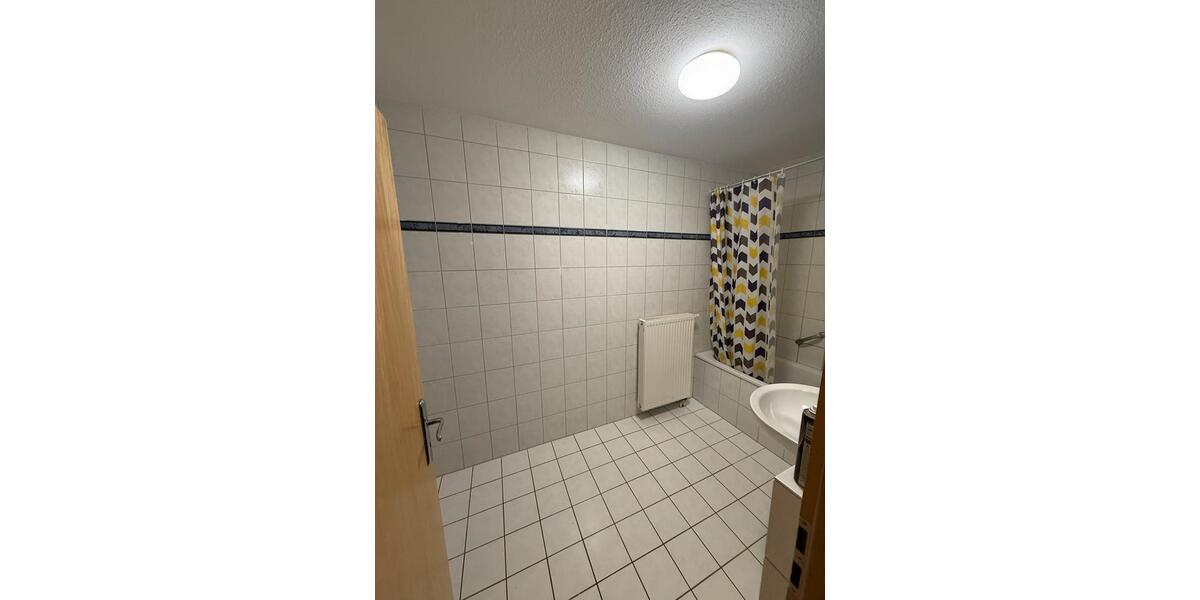 Etagenwohnung Ludwigshafen am Rhein Ludwigshafen-Oggersheim - 2 Zimmer, 72 m&sup2;, 1.100&euro; | Angebot:26538145