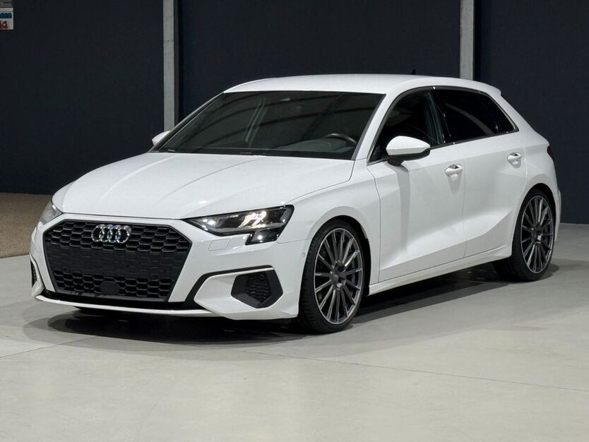 Audi A3 127.000 km 23.777 € Oberhausen Rheinhausen 68794