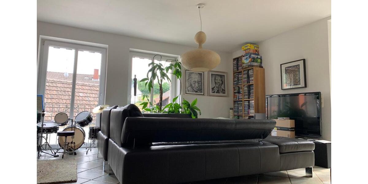 Einfamilienhaus Bensheim - 2.5 Zimmer, 135 m&sup2;, 1.350&euro; | Angebot:26179728