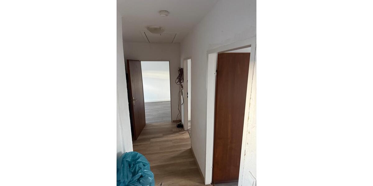 Dachgeschoßwohnung Mannheim Niederfeld - 3 Zimmer, 77 m&sup2;, 1.150&euro; | Angebot:26630886