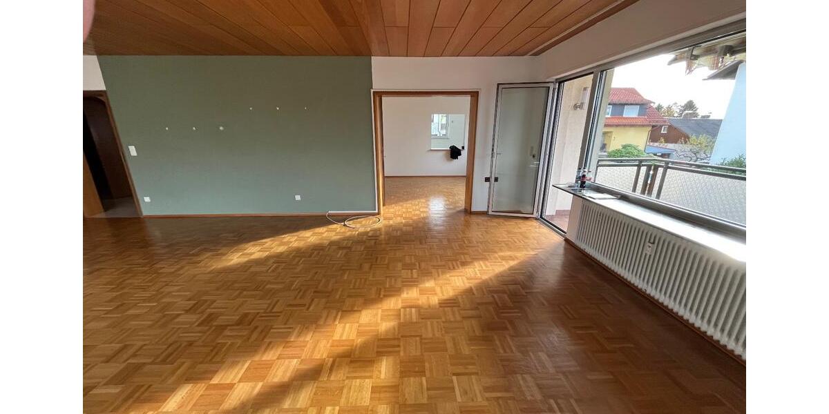 Erdgeschoßwohnung Fürth - 4 Zimmer, 140 m&sup2;, 1.260&euro; | Angebot:25934578
