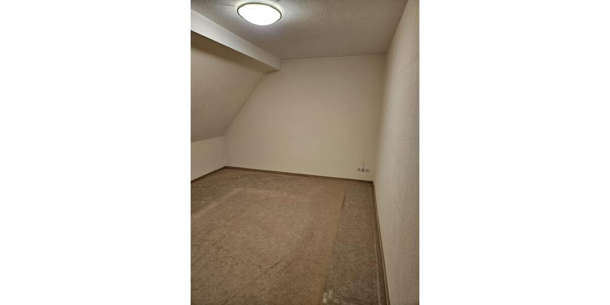 Dachgeschoßwohnung Ludwigshafen am Rhein Rheingönheim - 2 Zimmer, 55 m&sup2;, 660&euro; | Angebot:24109379