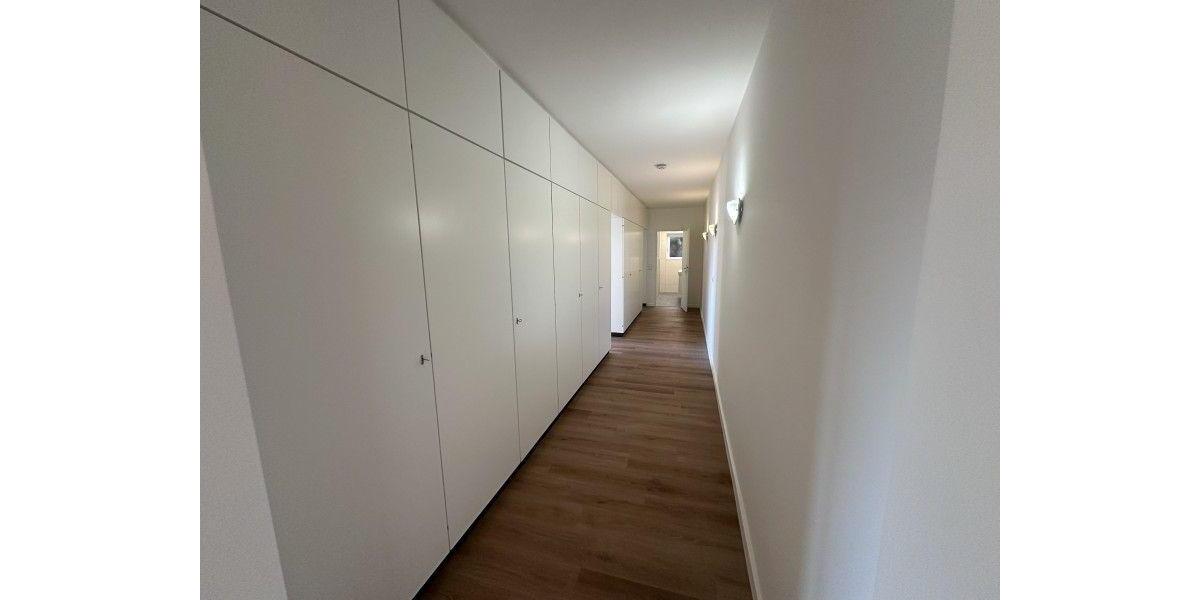 Leimen: 3 ZKB hoch am Hang, Terrasse u. Garage, renoviert 3 zimmer
