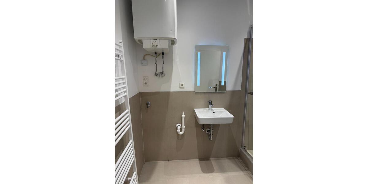 Etagenwohnung Ludwigshafen am Rhein Ludwigshafen-Hemshof - 2 Zimmer, 45 m&sup2;, 165.000&euro; | Angebot:25987136